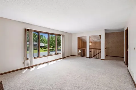 5706 W 98 1/2 Street Bloomington MN 55437