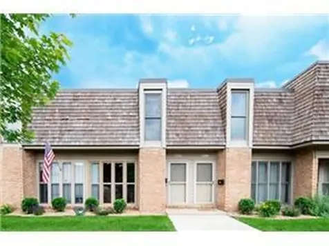 6425 Barrie Road Edina MN 55435