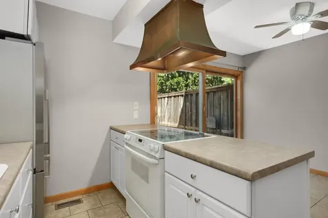 6425 Barrie Road Edina MN 55435