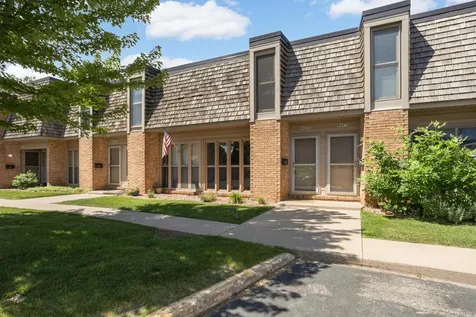 6425 Barrie Road Edina MN 55435