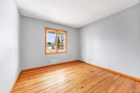 8309 Harrison Road Bloomington MN 55437