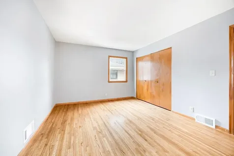 8309 Harrison Road Bloomington MN 55437