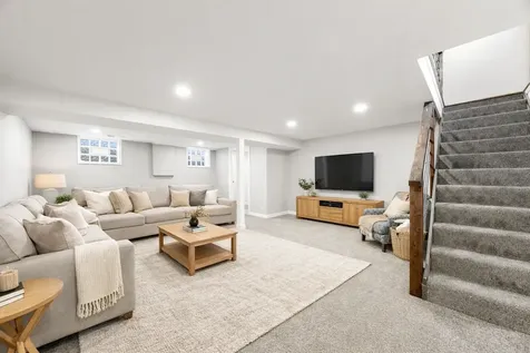 8309 Harrison Road Bloomington MN 55437