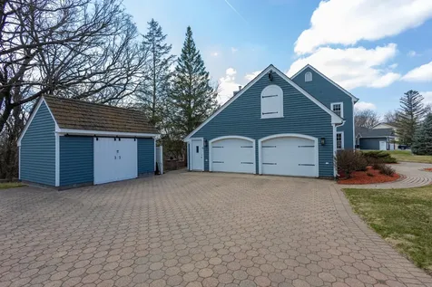 70 Jonathon Drive New Ulm MN 56073