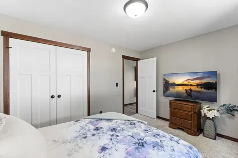 900 Heritage Trail NE New Prague MN 56071