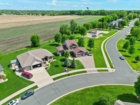 900 Heritage Trail NE New Prague MN 56071