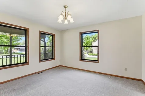 7953 Woodlawn Drive Mounds View MN 55112
