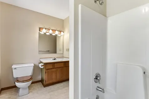 7953 Woodlawn Drive Mounds View MN 55112