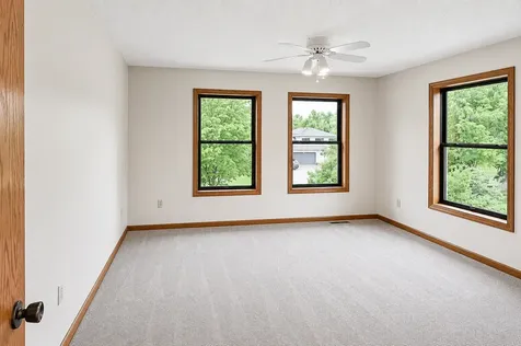 7953 Woodlawn Drive Mounds View MN 55112
