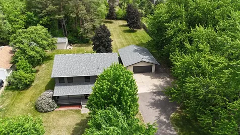 7953 Woodlawn Drive Mounds View MN 55112