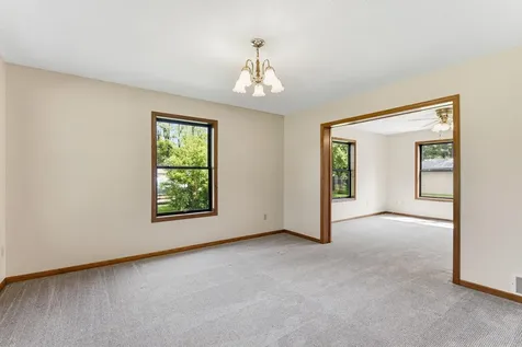 7953 Woodlawn Drive Mounds View MN 55112