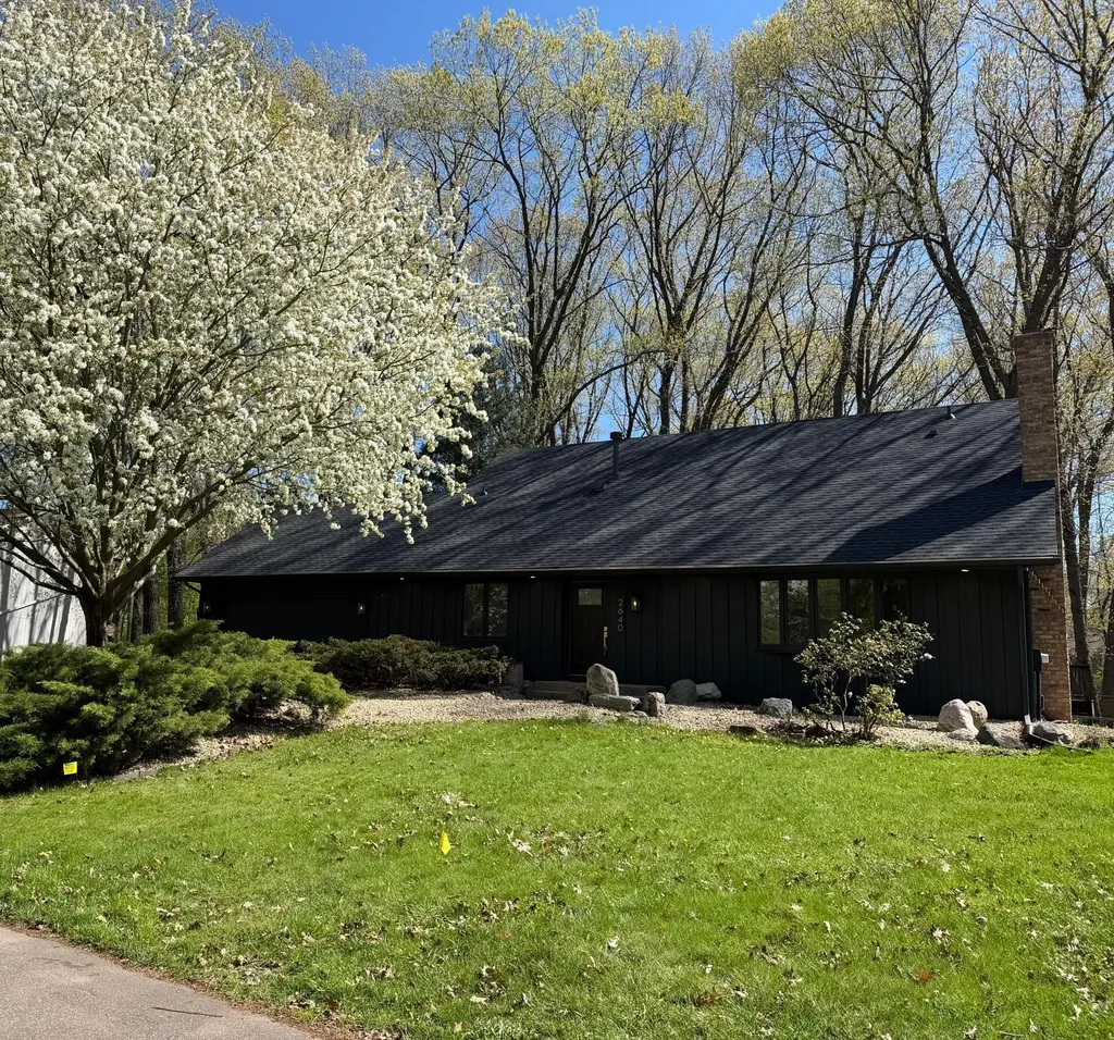 2640 Queensland Lane N Plymouth MN 55447