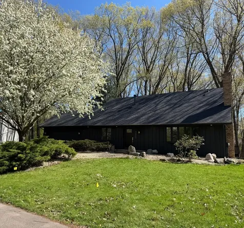 2640 Queensland Lane N Plymouth MN 55447