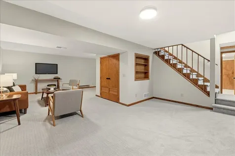 2640 Queensland Lane N Plymouth MN 55447