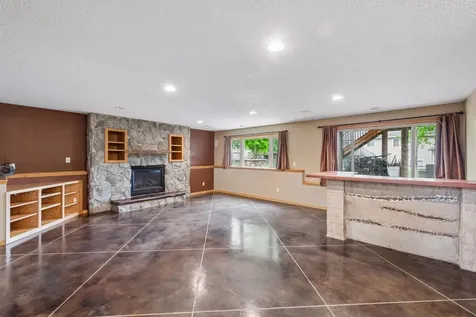 937 S Cedar Street Belle Plaine MN 56011