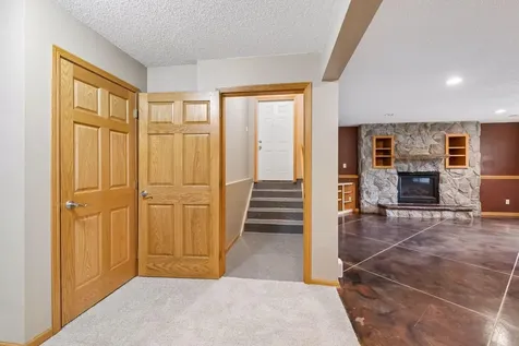 937 S Cedar Street Belle Plaine MN 56011