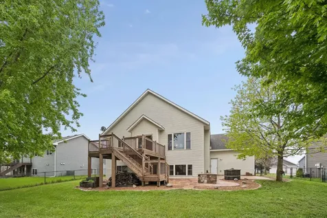 937 S Cedar Street Belle Plaine MN 56011