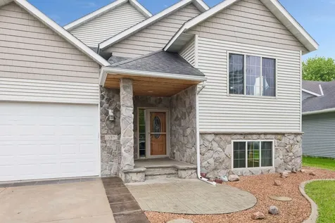 937 S Cedar Street Belle Plaine MN 56011