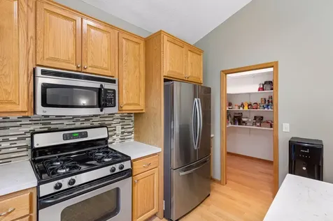 937 S Cedar Street Belle Plaine MN 56011