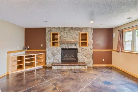 937 S Cedar Street Belle Plaine MN 56011