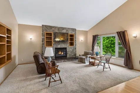 937 S Cedar Street Belle Plaine MN 56011