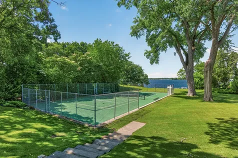 40 Dellwood Avenue Dellwood MN 55110