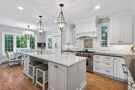 40 Dellwood Avenue Dellwood MN 55110