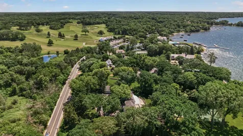 40 Dellwood Avenue Dellwood MN 55110