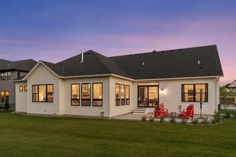 1461 Palmer Drive N Lake Elmo MN 55042