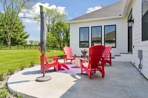 1461 Palmer Drive N Lake Elmo MN 55042