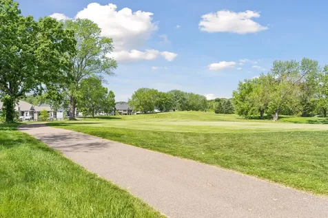 1461 Palmer Drive N Lake Elmo MN 55042