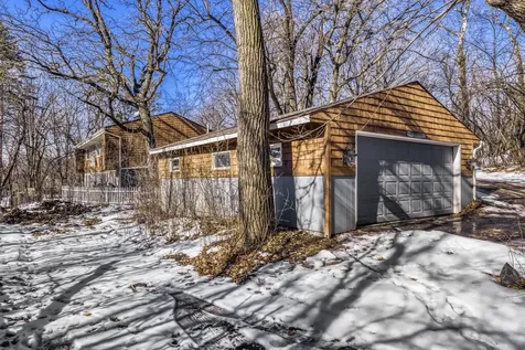 2081 Meeting Street Wayzata MN 55391