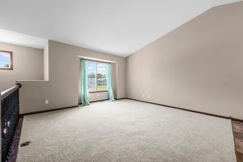 25400 12th Street W Zimmerman MN 55398