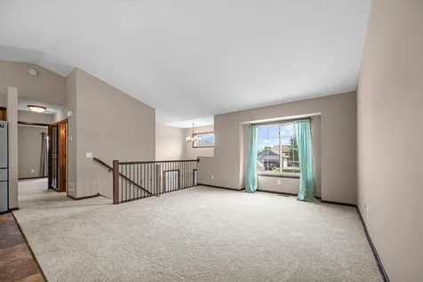 25400 12th Street W Zimmerman MN 55398