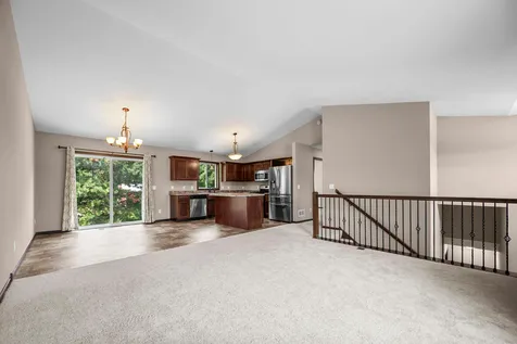 25400 12th Street W Zimmerman MN 55398