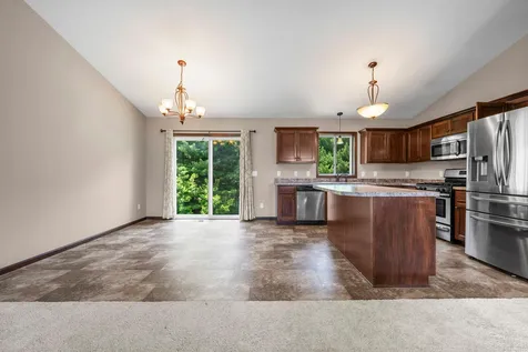 25400 12th Street W Zimmerman MN 55398