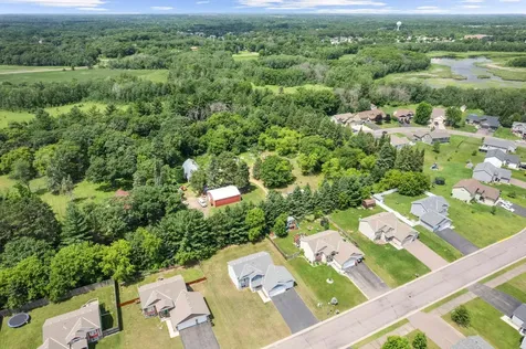 25400 12th Street W Zimmerman MN 55398