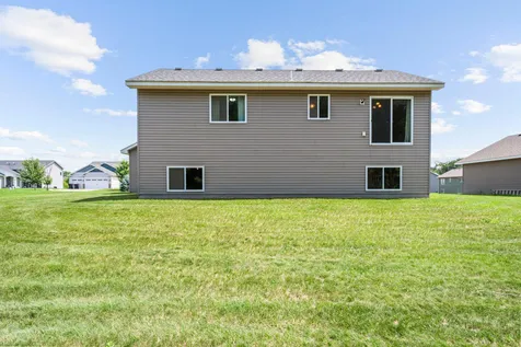 25400 12th Street W Zimmerman MN 55398