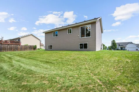25400 12th Street W Zimmerman MN 55398