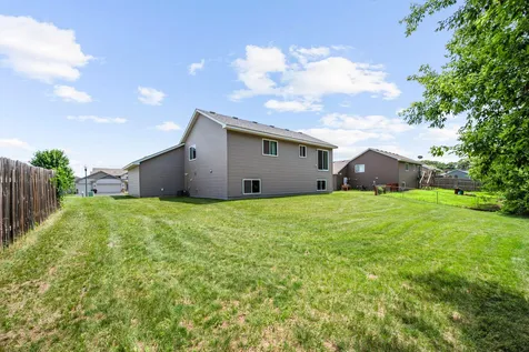 25400 12th Street W Zimmerman MN 55398