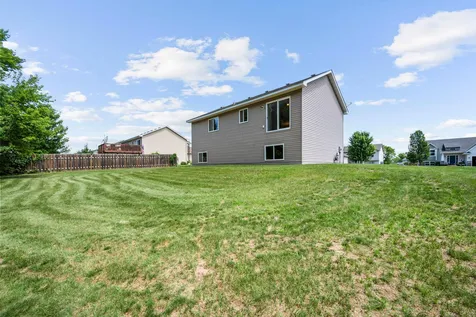 25400 12th Street W Zimmerman MN 55398