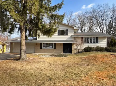 3480 Milton Street N Shoreview MN 55126