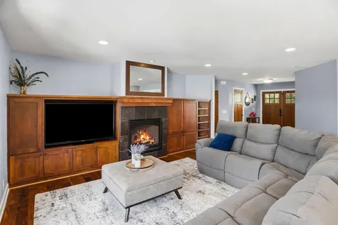 6420 Bluff Drive Bloomington MN 55438