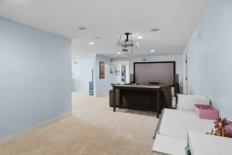 6420 Bluff Drive Bloomington MN 55438