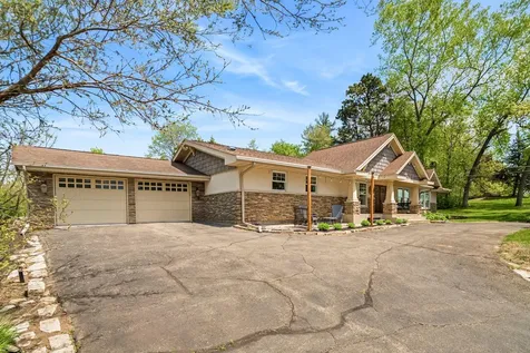 6420 Bluff Drive Bloomington MN 55438
