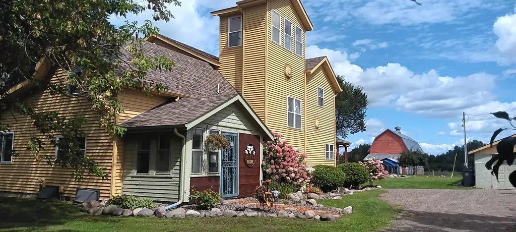 19334 105th Avenue Milaca MN 56353