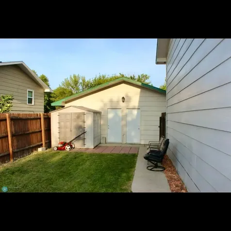 3025 18th Street S Fargo ND 58103
