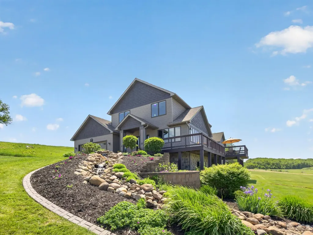 29112 Ingot Road Fountain MN 55935