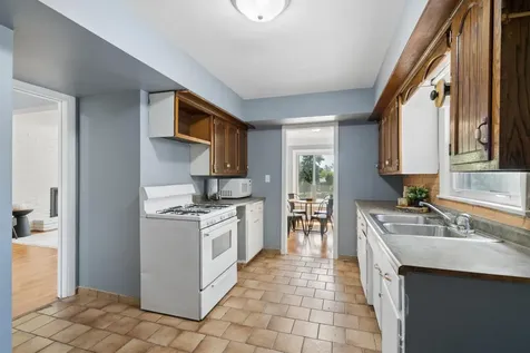 3280 Dodd Road Eagan MN 55121