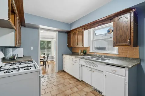 3280 Dodd Road Eagan MN 55121